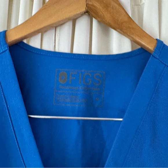 Figs Women's Royal Blue Scrub Set Zamora Joggers Sz Medium Casma Top Sz M - Picture 3 of 6